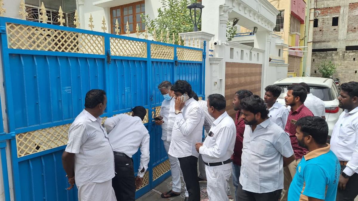 DVAC searches premises linked to DMK’s Tiruvannamalai MP C.N. Annadurai