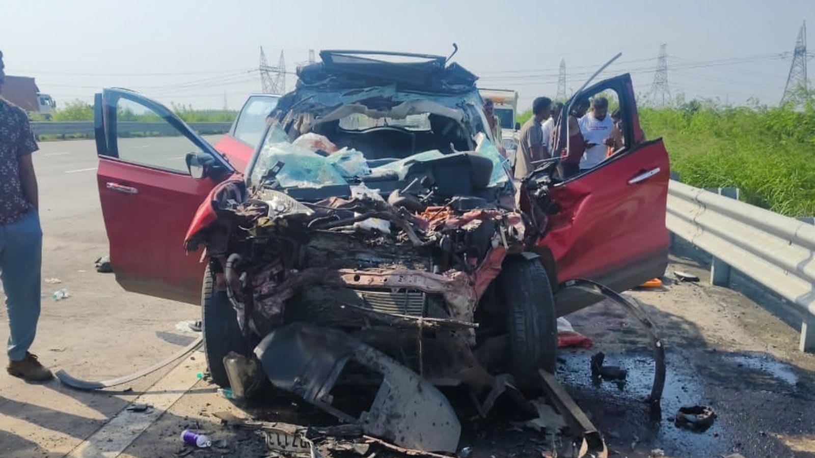 Temple trip turns tragic, 4 from Mumbai die in Gujarat as SUV rams truck