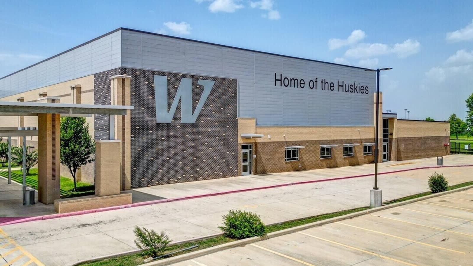 What's happening at Westbury high school? Houston ISD student dead after shooting on Dryad Street