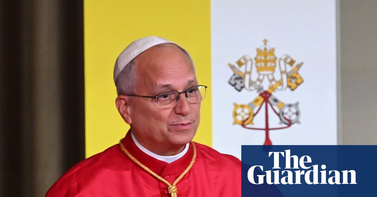 Pope Leo warns AI could lead to losing 'humanity amid a paradise of machines' in Paris – video