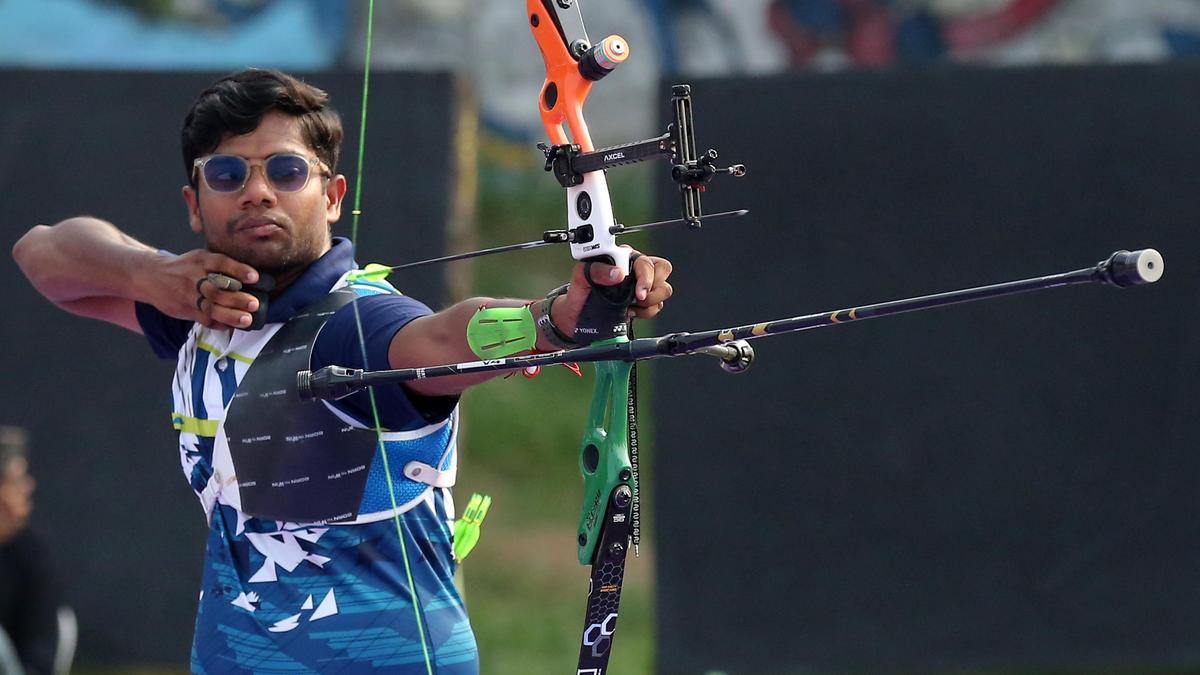 Dhiraj sets Asian Games record, tops recurve qualification; India finish second in team events