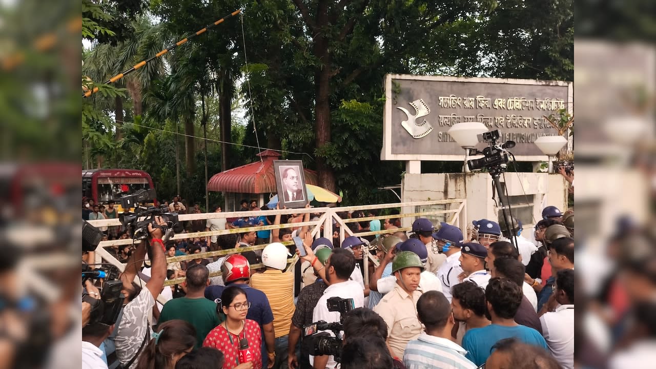 Students, Teachers Injured In Clashes At Kolkata Film Institute