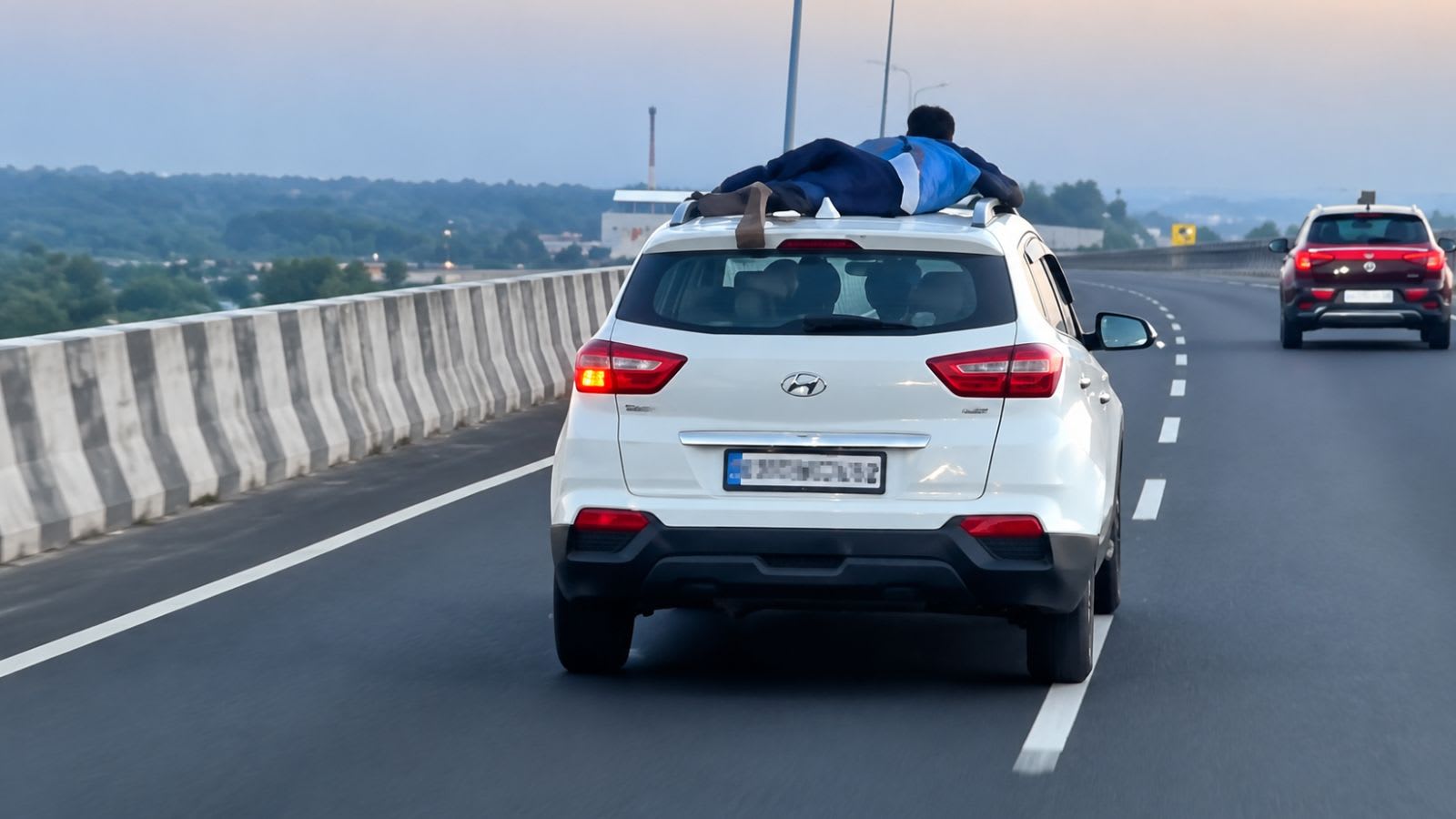 Cop on the roof, SUV on the run: How tobacco chase unfolded in Tamil Nadu