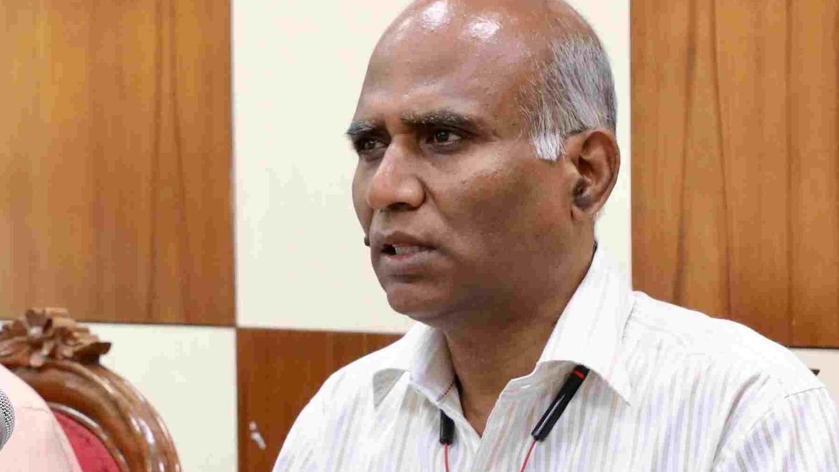 Top Maharashtra poll official seeks more powers for EROs to handle voter discrepancies