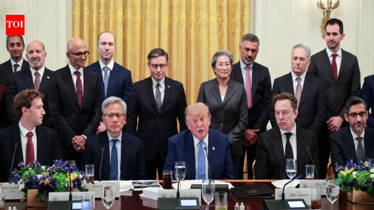 ‘Bigger than internet’: Trump officially renames AI as ‘super intelligence’