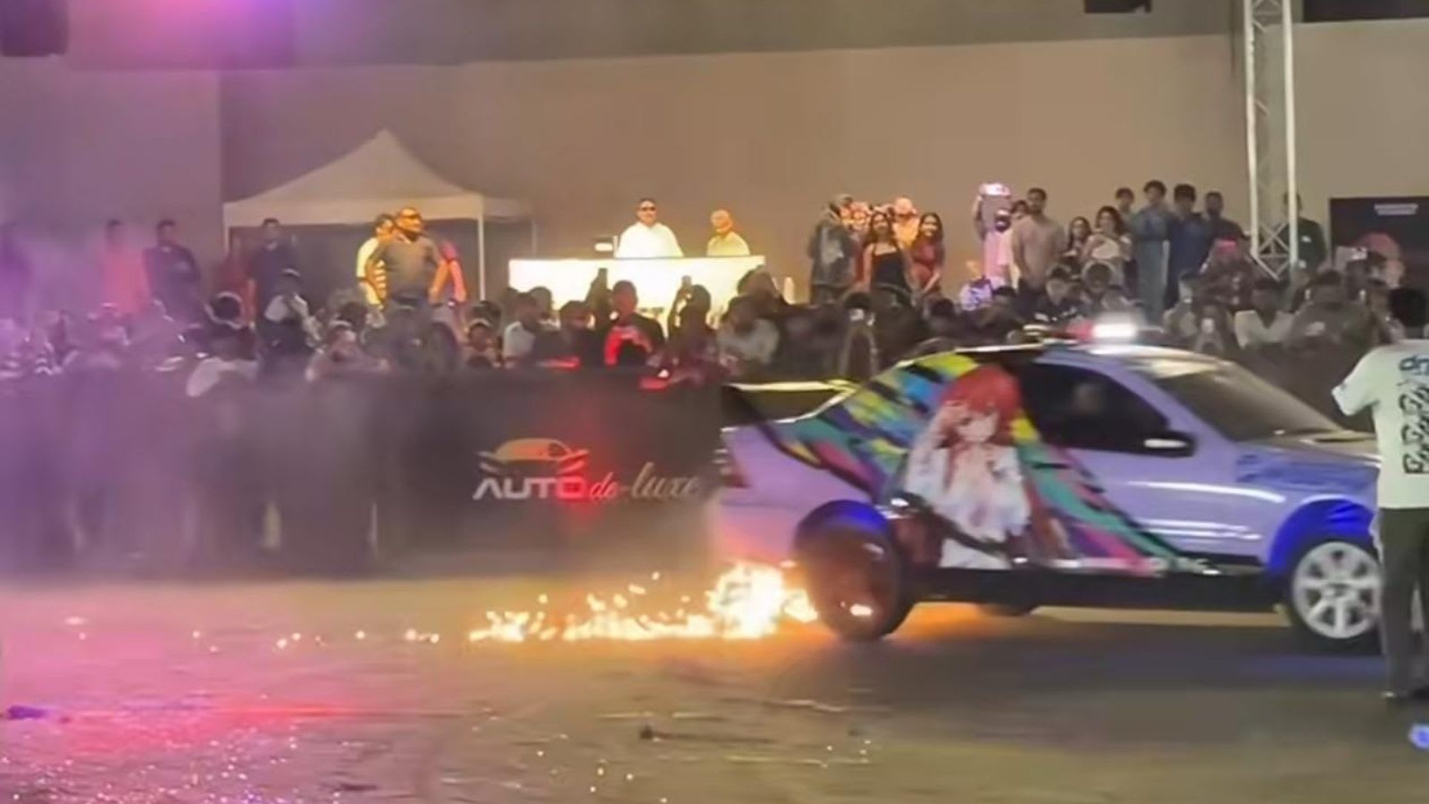 Bike & car stunt show at Surat college leads to police case