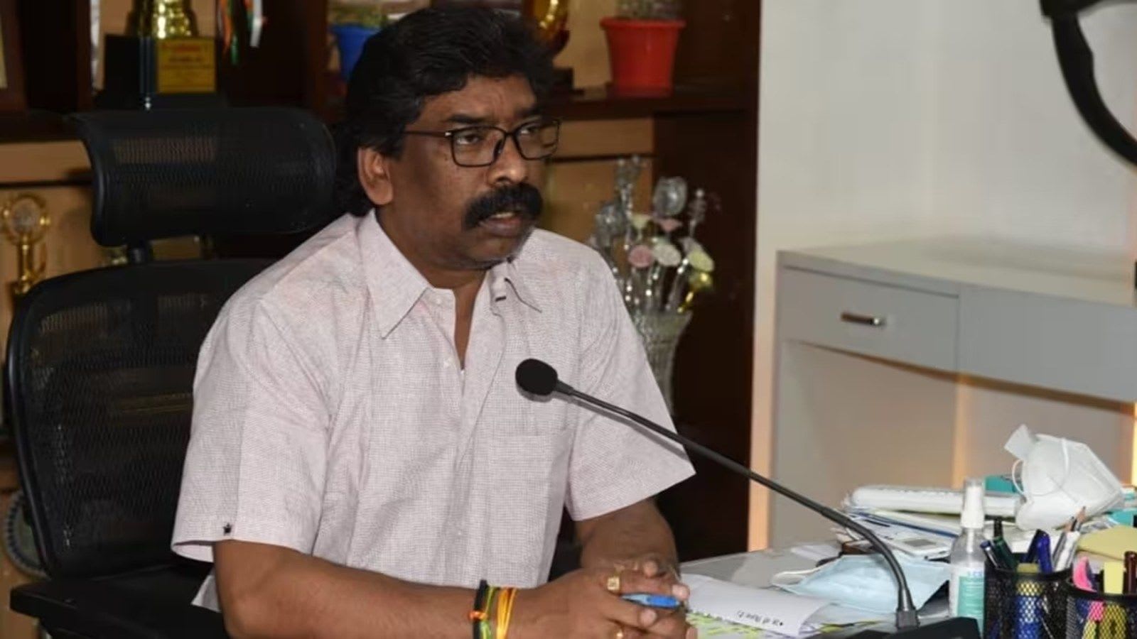 Jharkhand court frames charges against CM Hemant Soren in land case