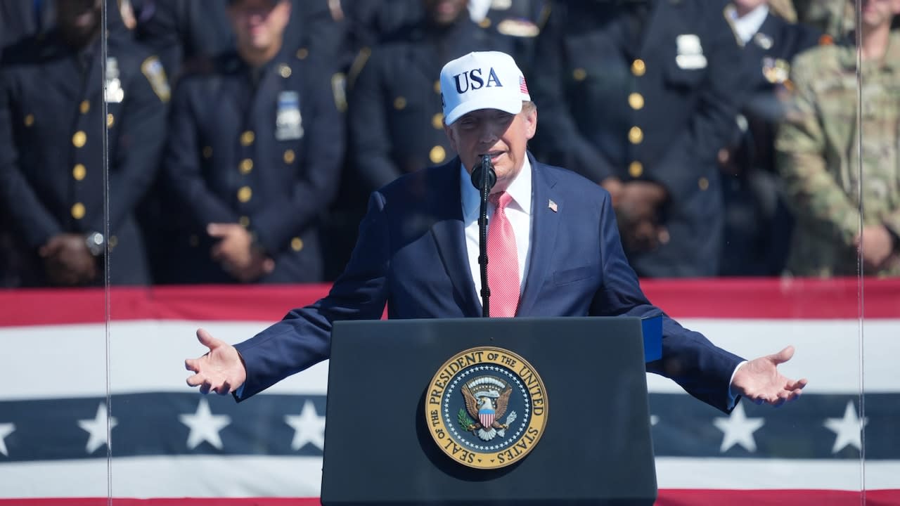 US Government's New AI Chatbot Pulls Back From Debunking Trump