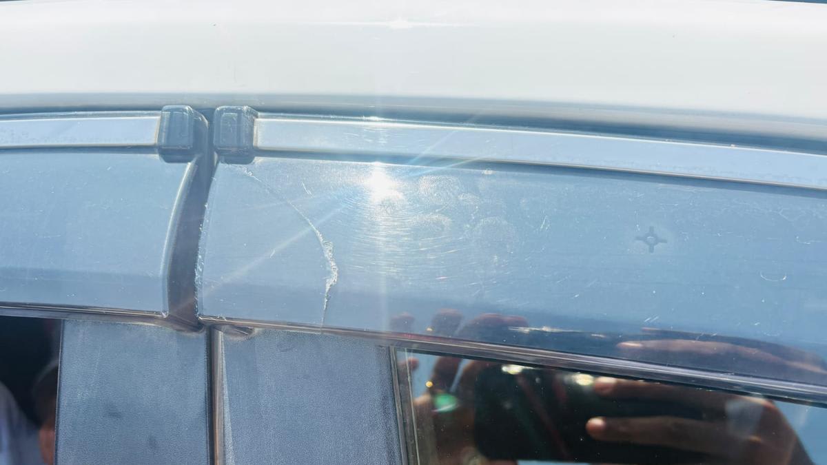 Amid political tensions, Keralam Minister O.J. Janeesh’s vehicle attacked by DYFI members in Kannur