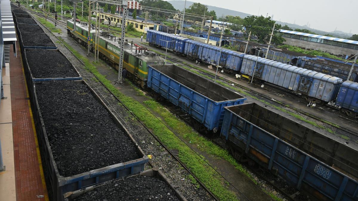 SCCL registers growth in coal transportation, prioritises Telangana power plants