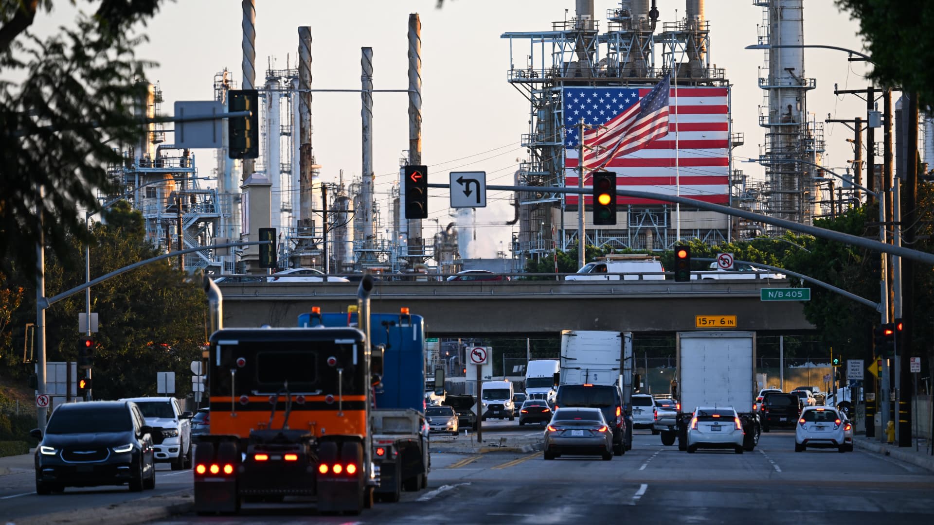 U.S. urges Europe to ‘immediately’ release diesel reserves as Iran war fuels record prices