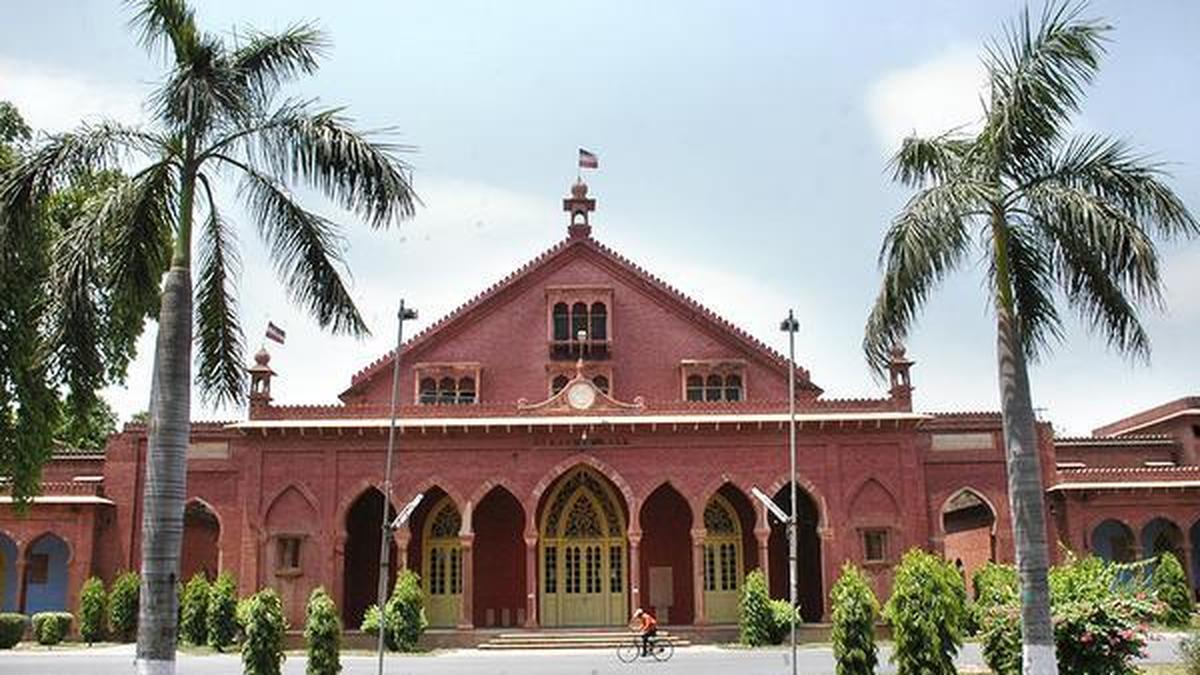 AMU protests: Students block four entry gates, proctor says ‘outsider’ detained from hostel