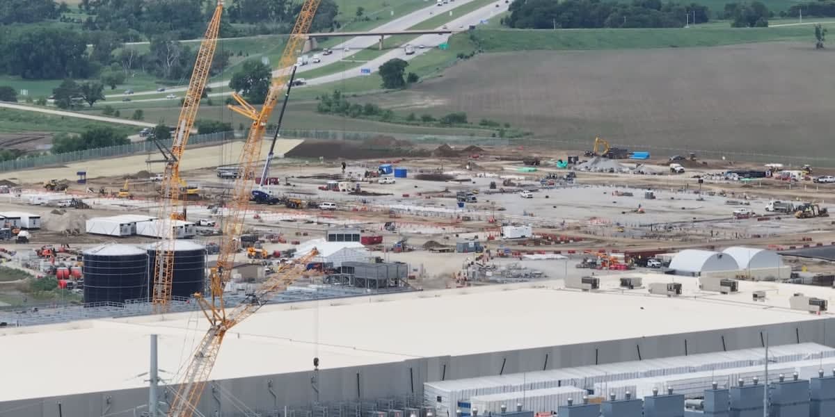 Improper redaction reveals Google Data Center water and electricity usage