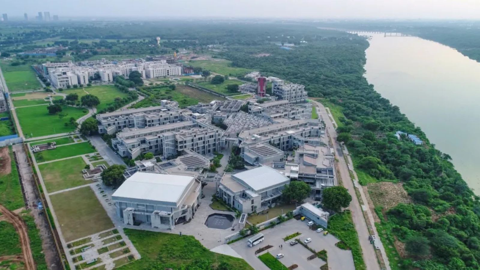 New process helps remove toxins, pick rare earth metals from wastewater