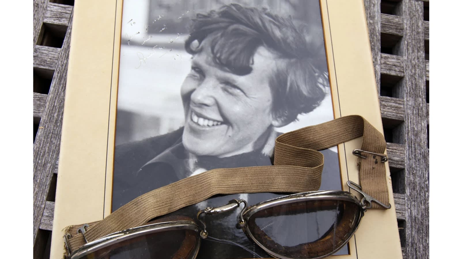 Expedition hopes to finally solve the Amelia Earhart mystery