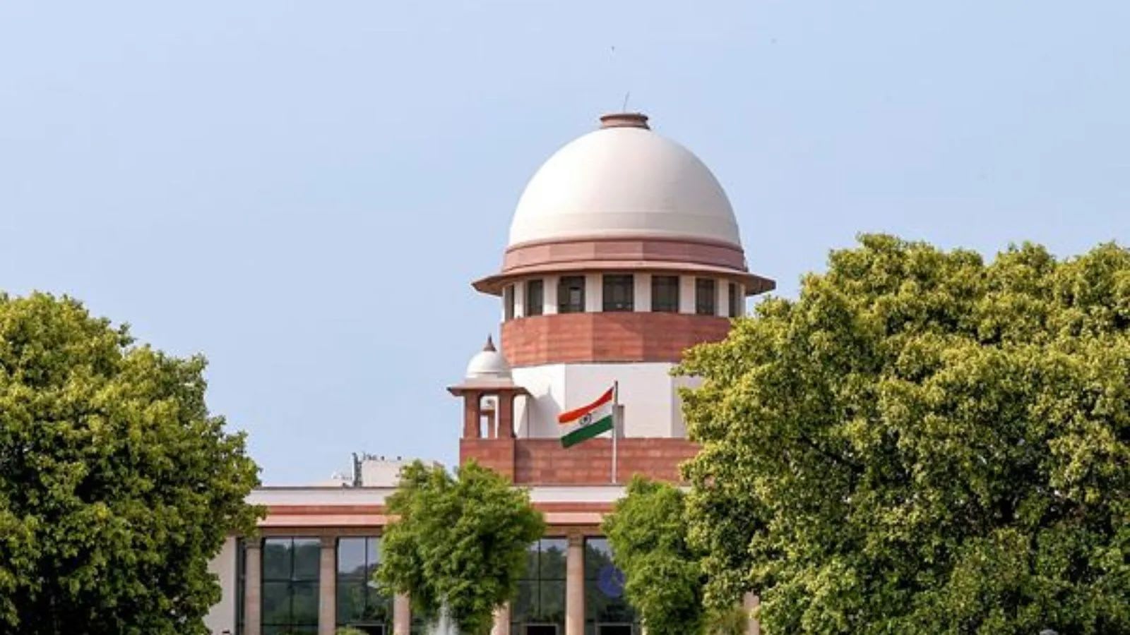Tamil Nadu Assembly privilege case: Supreme Court closes proceedings; keeps questions of law open
