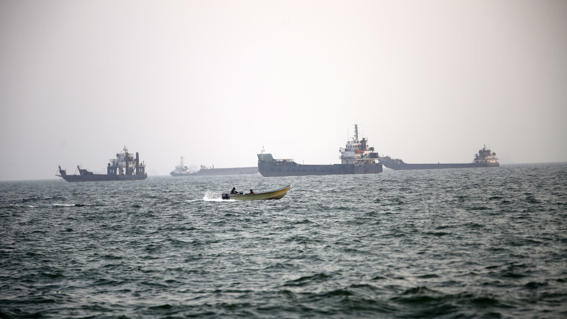 Oil rises as concerns over Houthi attacks on Saudi Arabia eclipse supply recovery