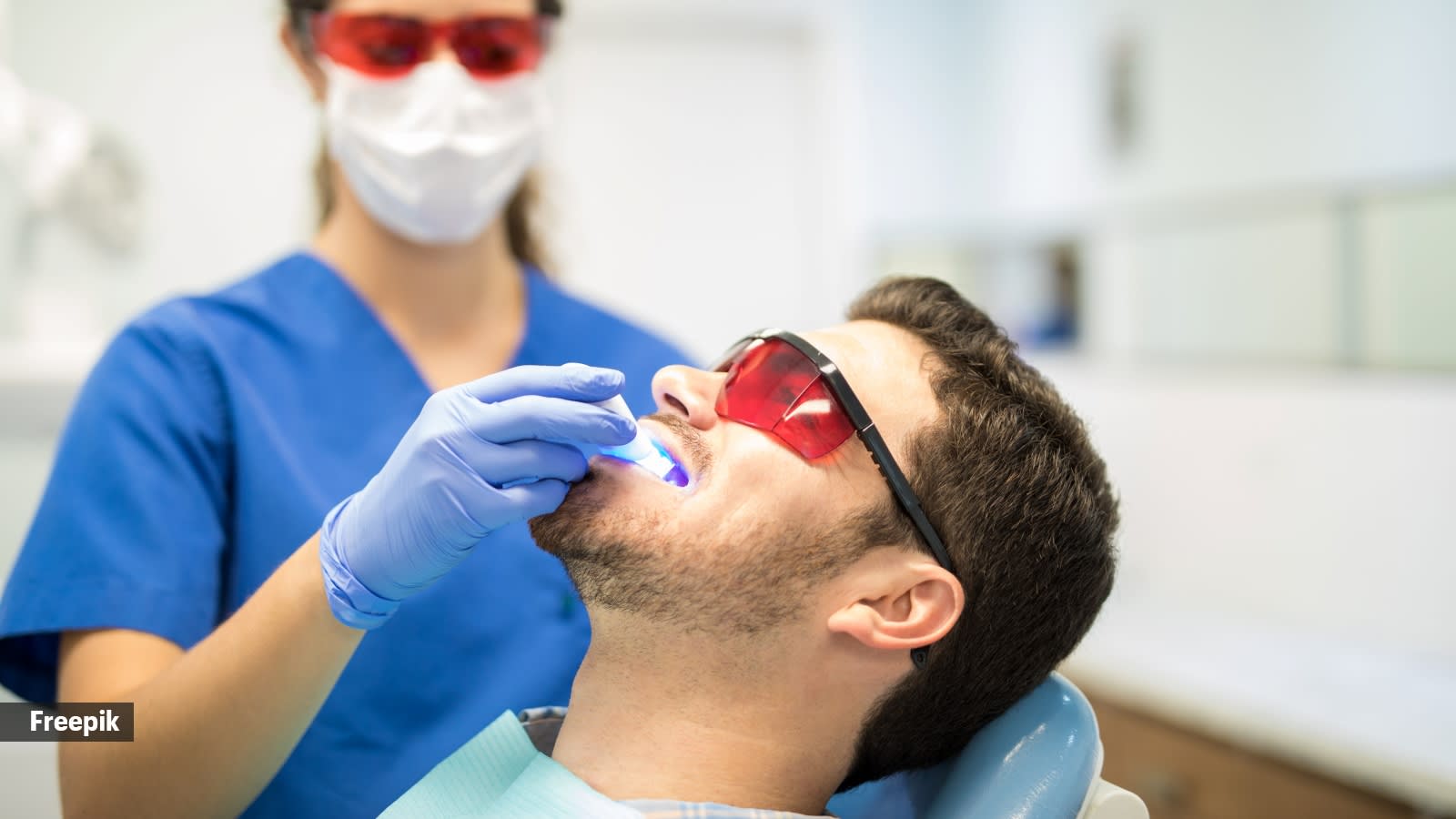 Grinding your teeth at night without knowing it? Here’s what it does