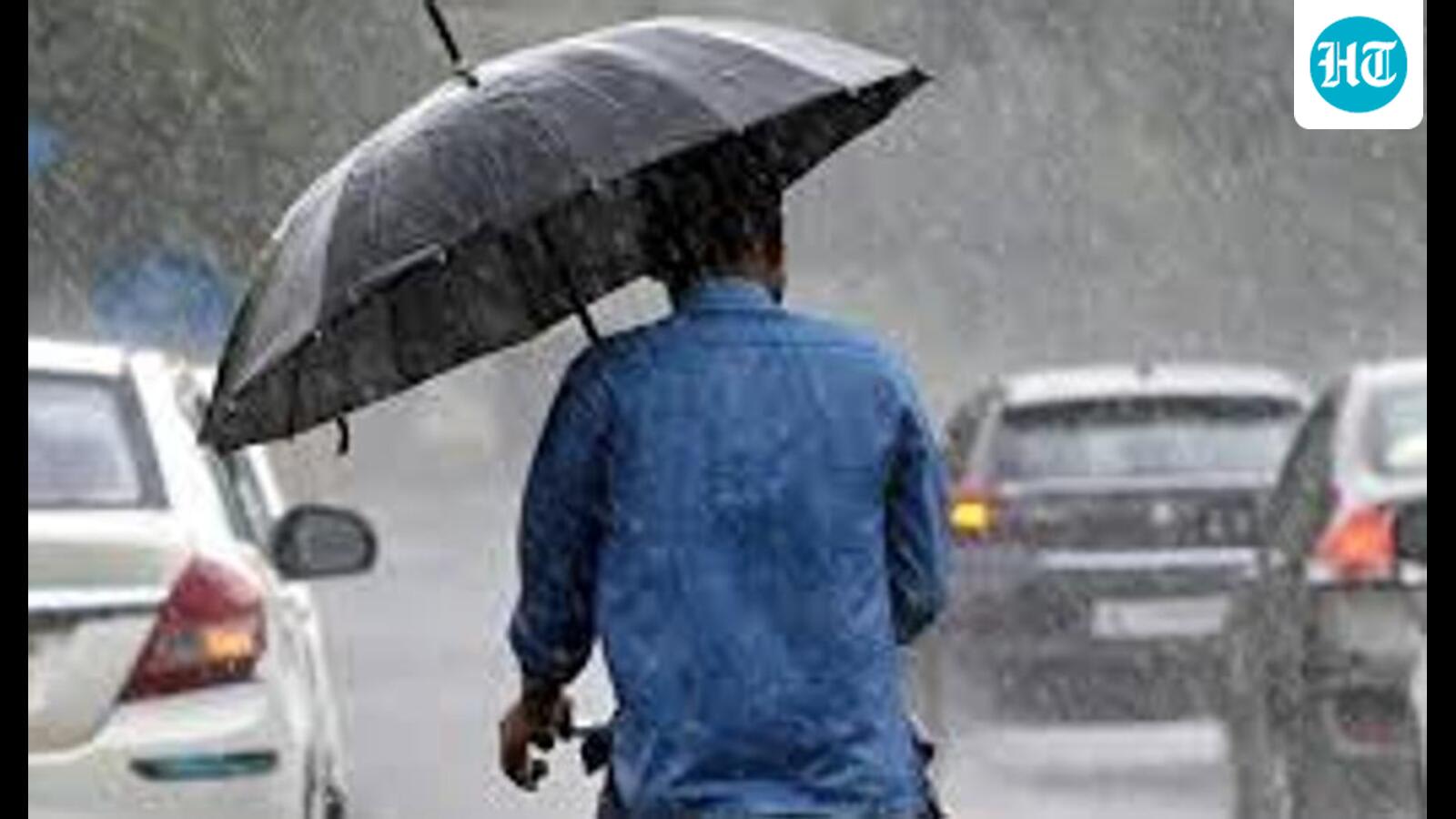 76 kmph winds, heavy rain batter Eastern UP; more likely in 24 hrs