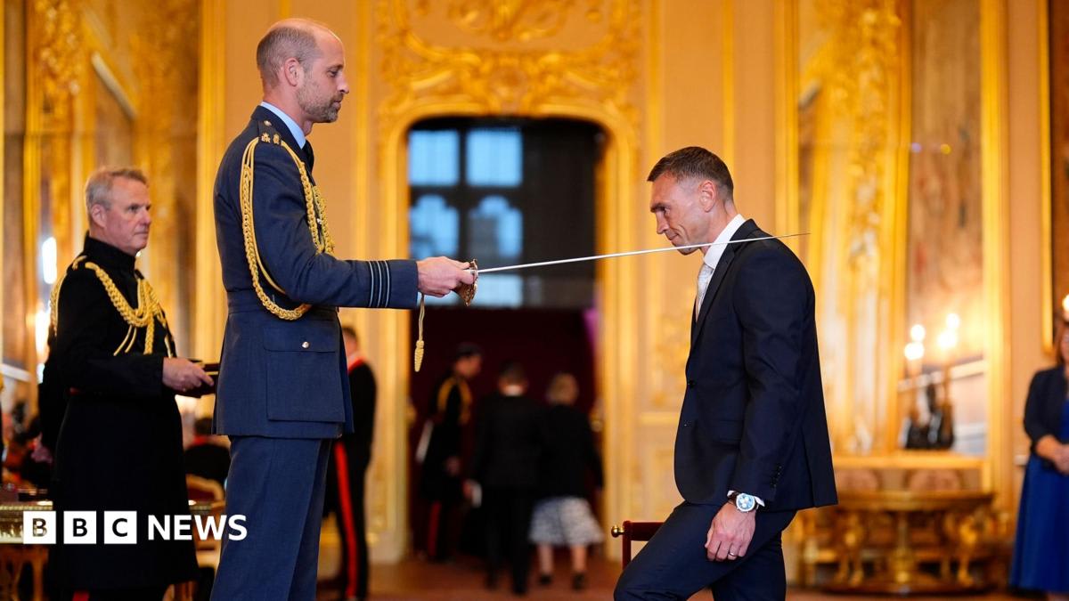 Rob Burrow would be proud of my knighthood, says Kevin Sinfield