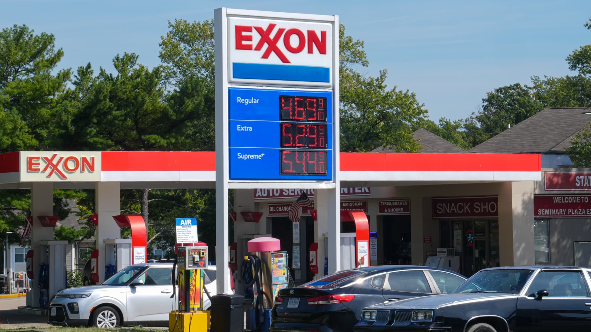 Inflation fears on the rise as one-year outlook in Fed survey hits highest level since May 2023