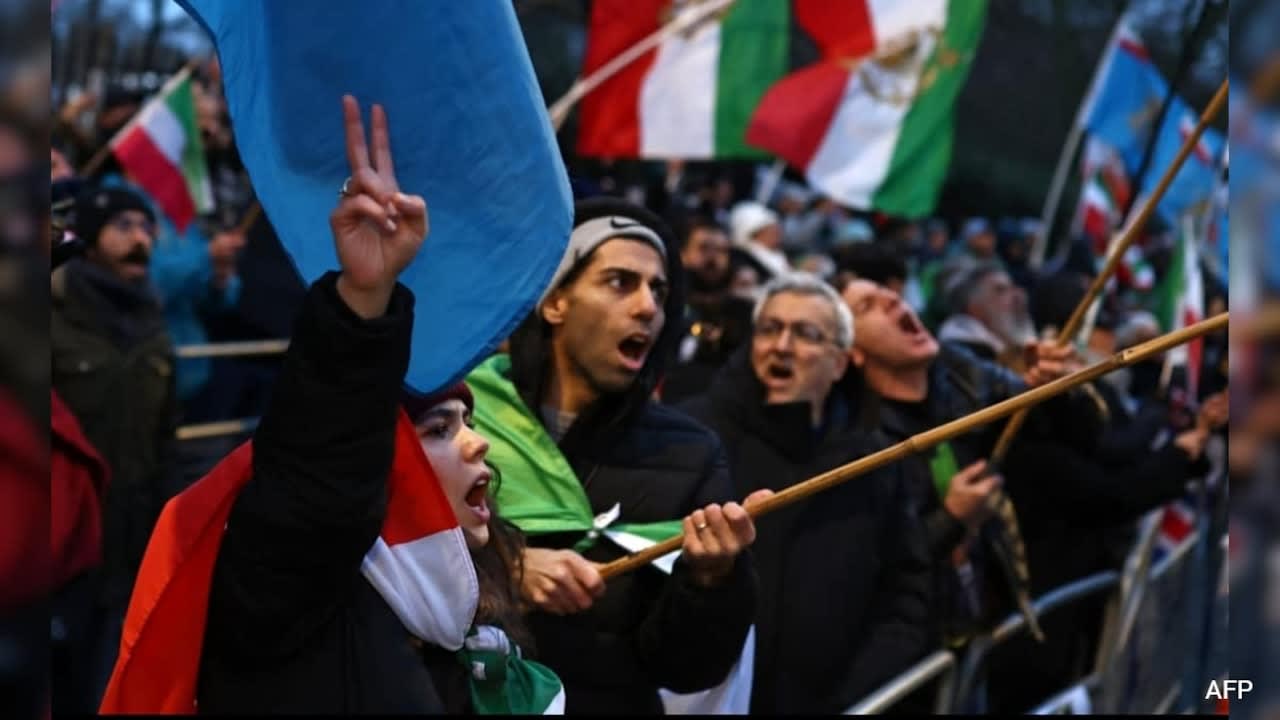 Jailed Protester Married Fiancee On Phone. Iran Executed Him The Next Day