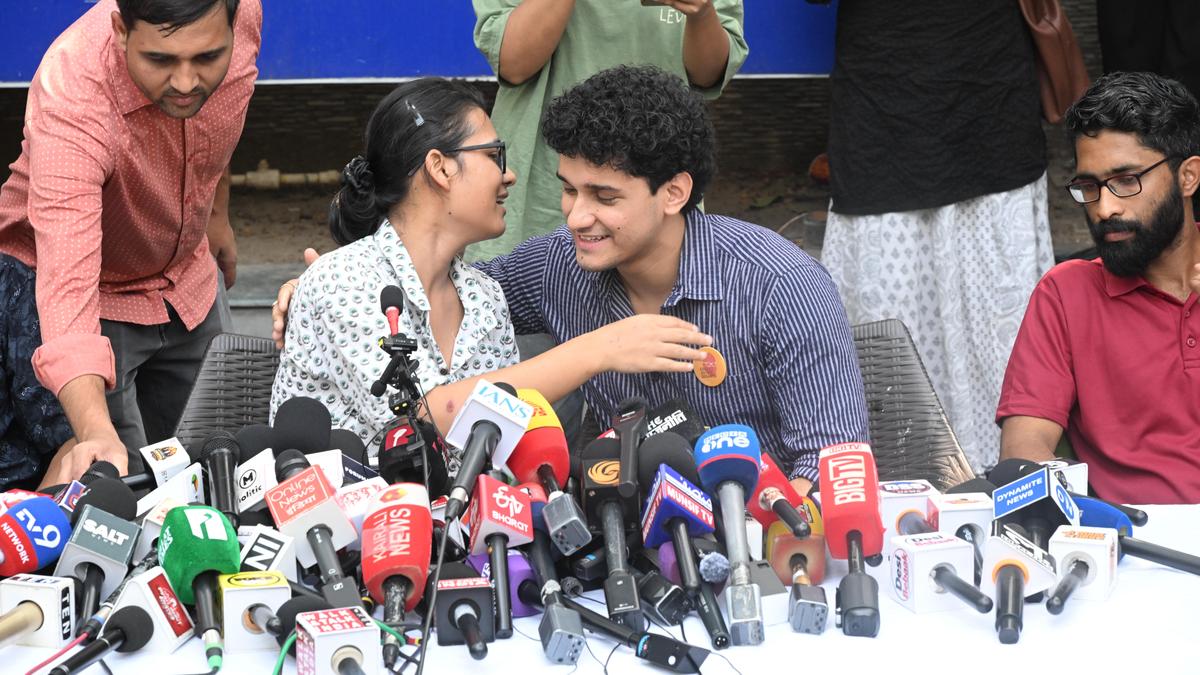 Gen Z gives ‘Dilli Chalo’ call to fix ‘broken system’