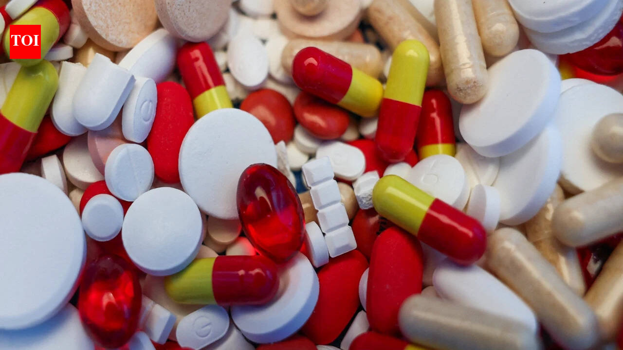 Chemists, wholesalers may need govt nod to advertise prescription drugs