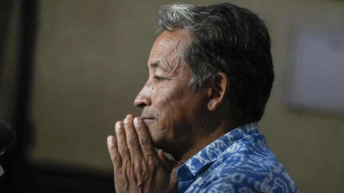 Ladakh activist Sonam Wangchuk warns of fresh protest if detained people not released in Delhi