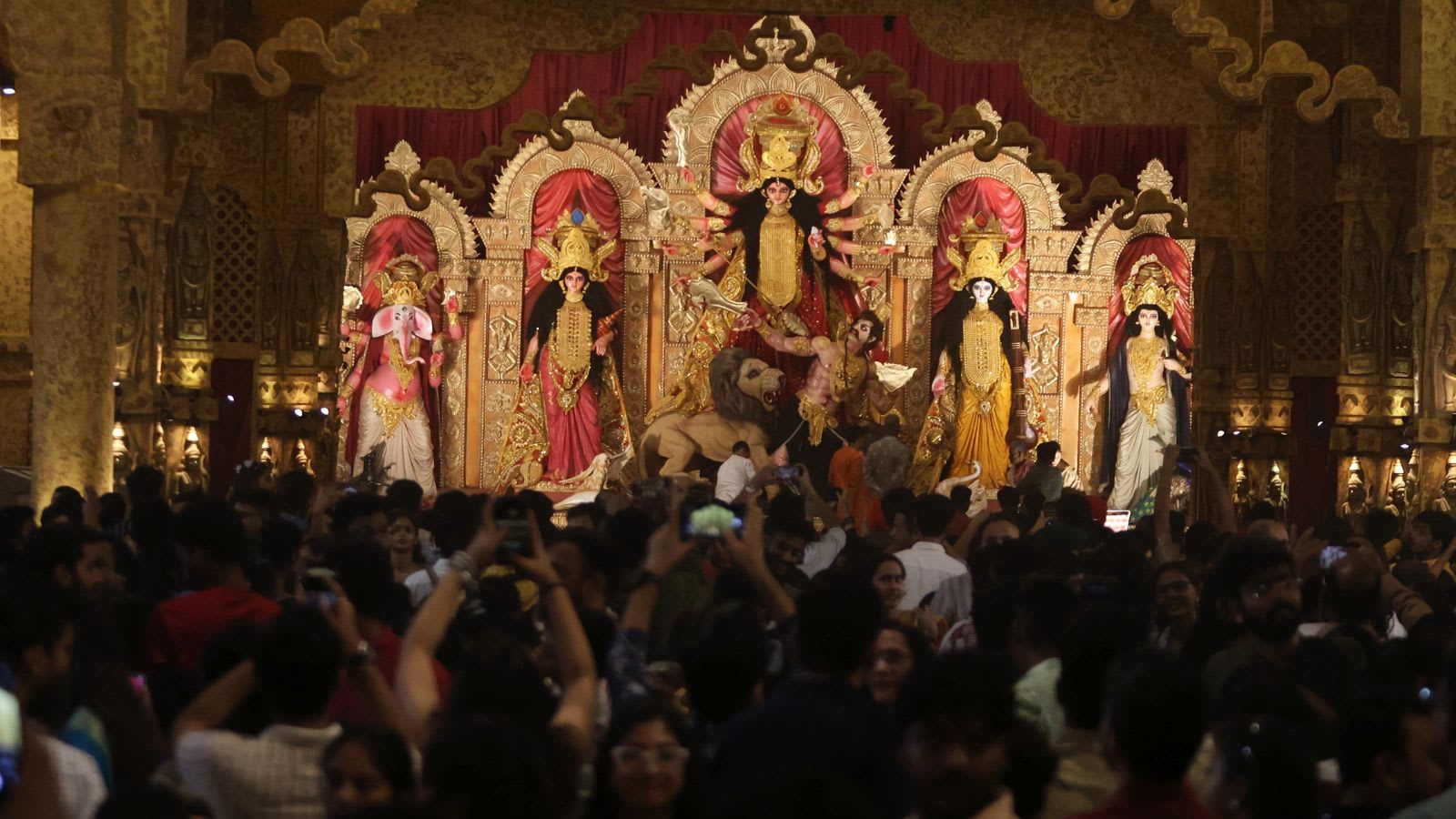 ‘Eat Biryani, but from a Hindu’s shop’: Posters in Bengal before Durga Puja