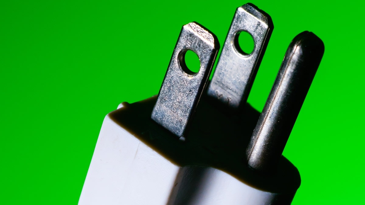 Solar Panels That Plug into Your Wall