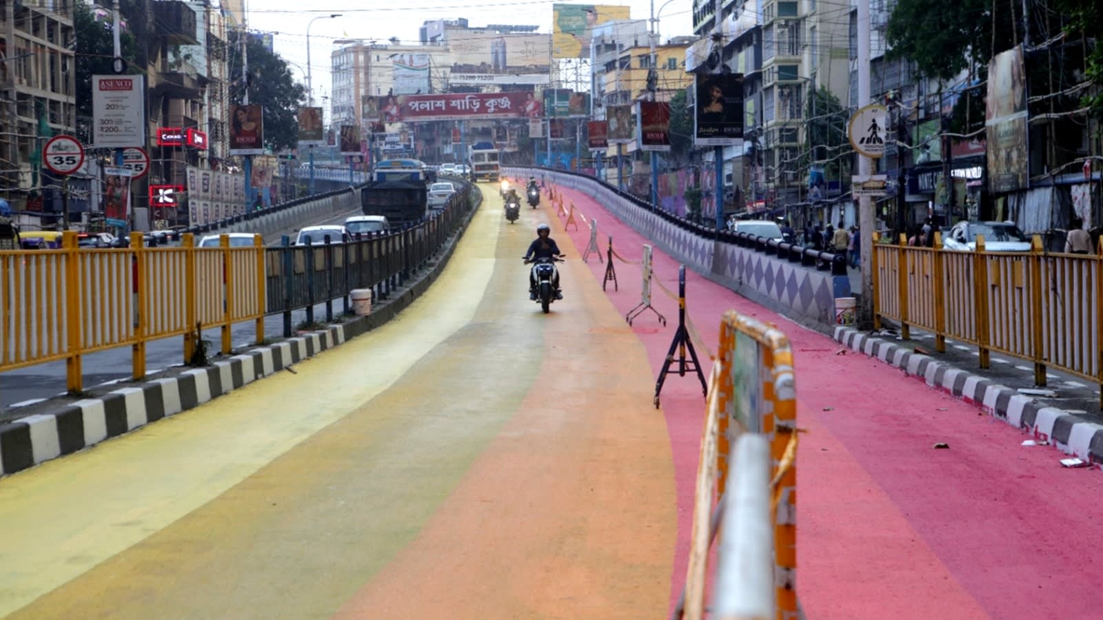 Red, pink, yellow and orange — Kolkata roads adorn new colours in BJP govt’s first Puja celebrations