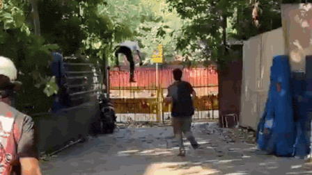 Watch: Team CJP climb barricades to 'reclaim' Jantar Mantar after protest ban