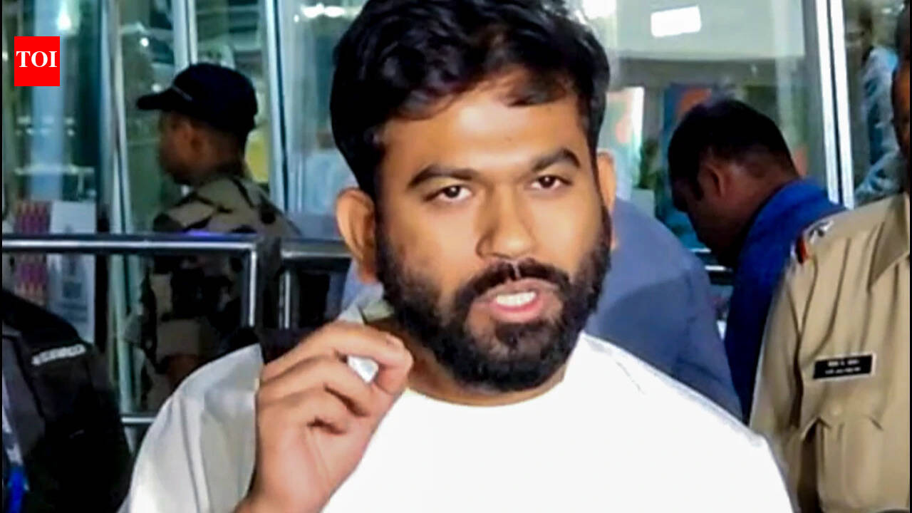‘Jantar Mantar belongs to 140cr Indians’: Dipke calls flag-hoisting ban ‘dictatorial’