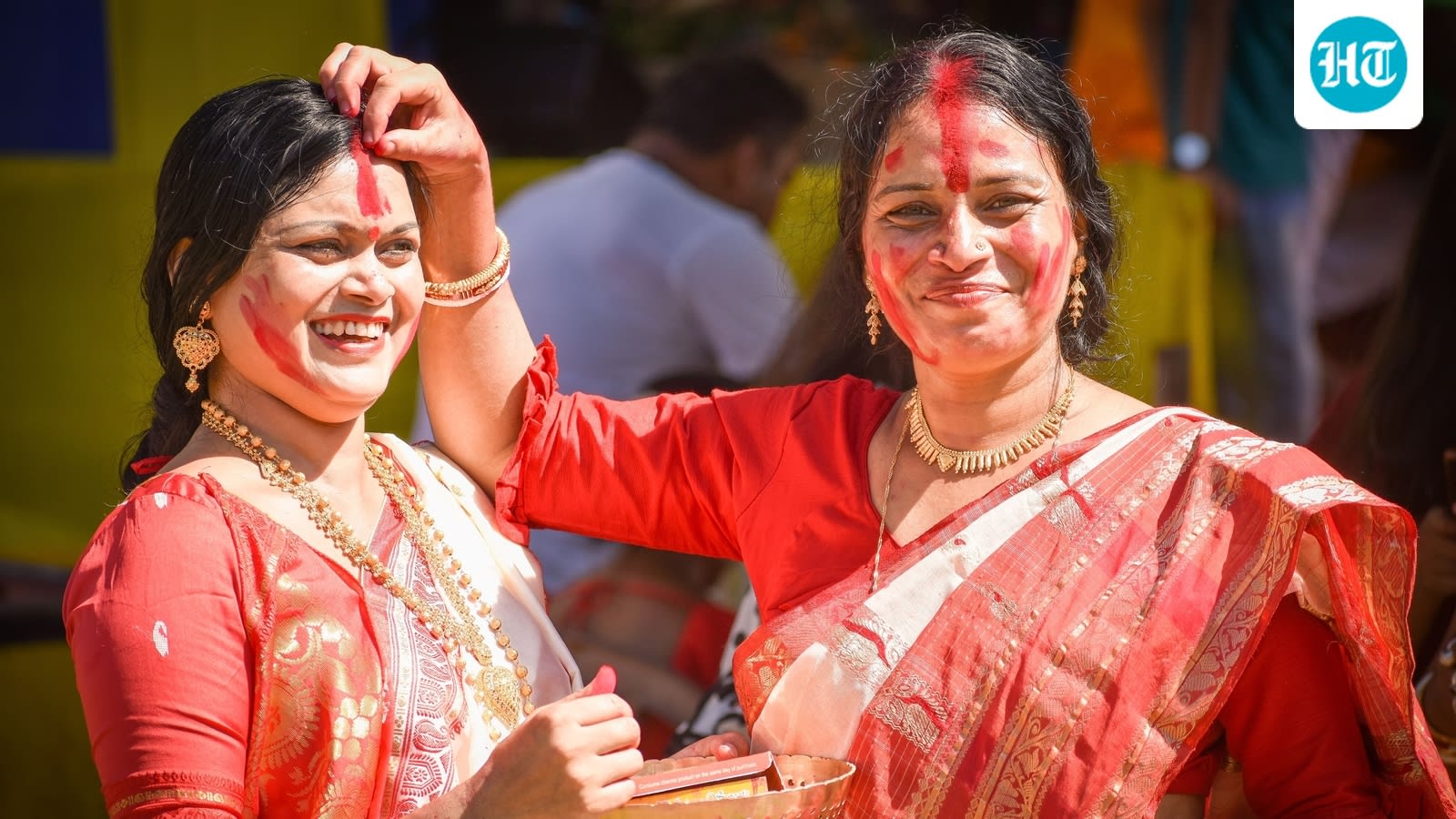 Why do Bengali women wear white sarees with red borders during sindoor khela? The history and symbolism behind the tradition