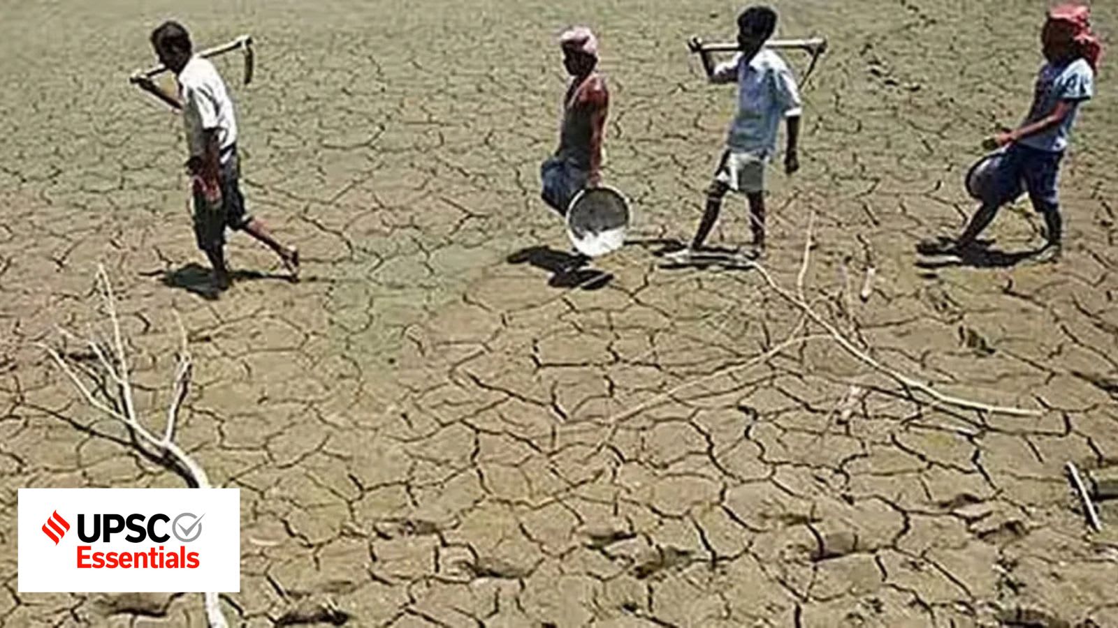 Fadnavis announces Rs 5,000 per farmer before Diwali as drought relief advance