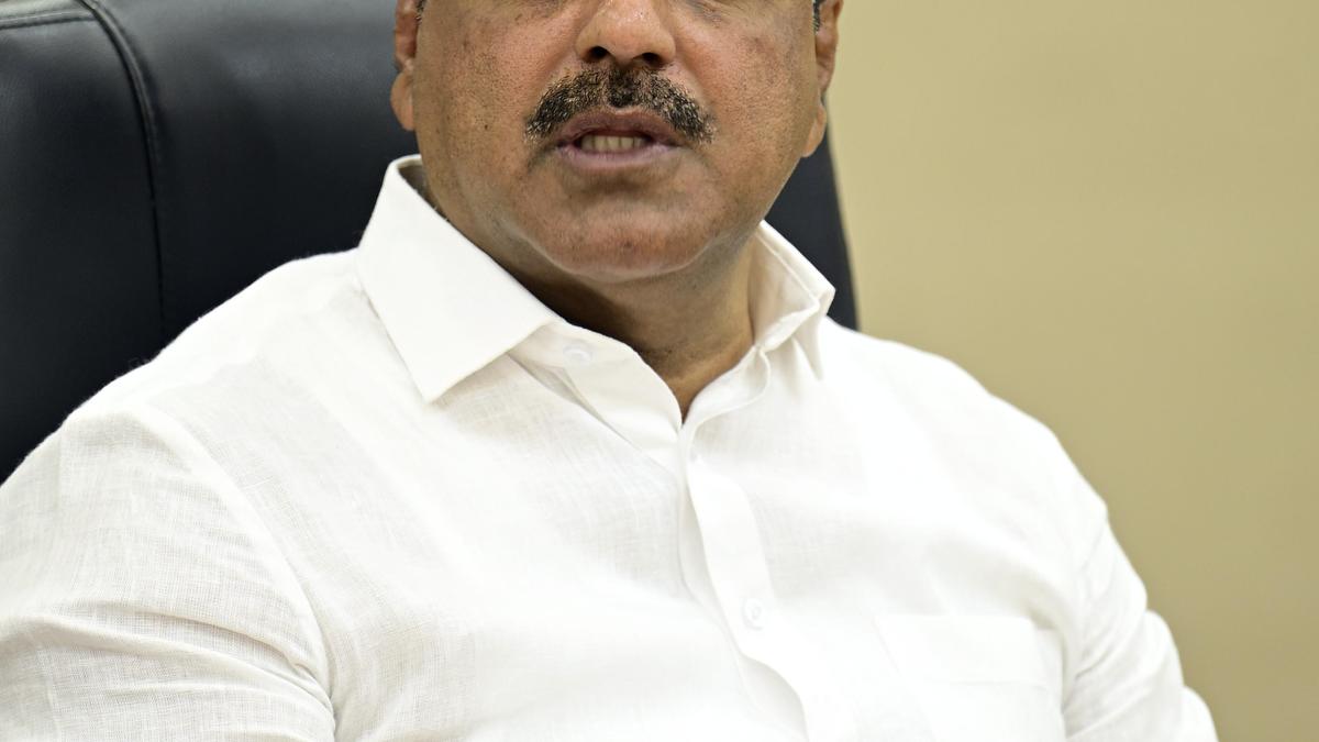 Health Minister rules out withdrawal of hospital billing transparency order