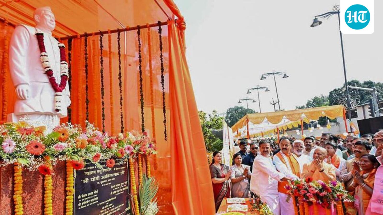 Yogi invokes Masuriyadin, hits out at Congress over freedom struggle legacy