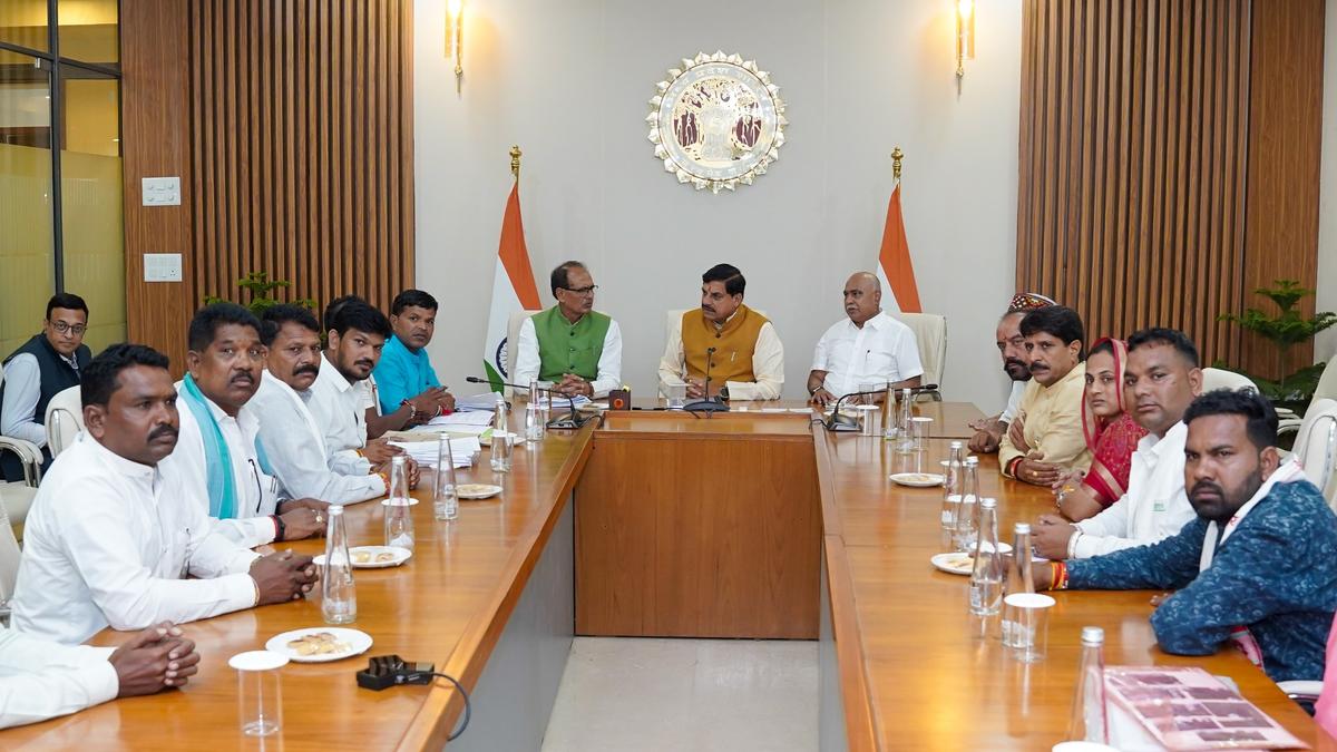 Amid rift buzz, Shivraj Chouhan meets CM Mohan Yadav with delegation of tribals on demolition drive
