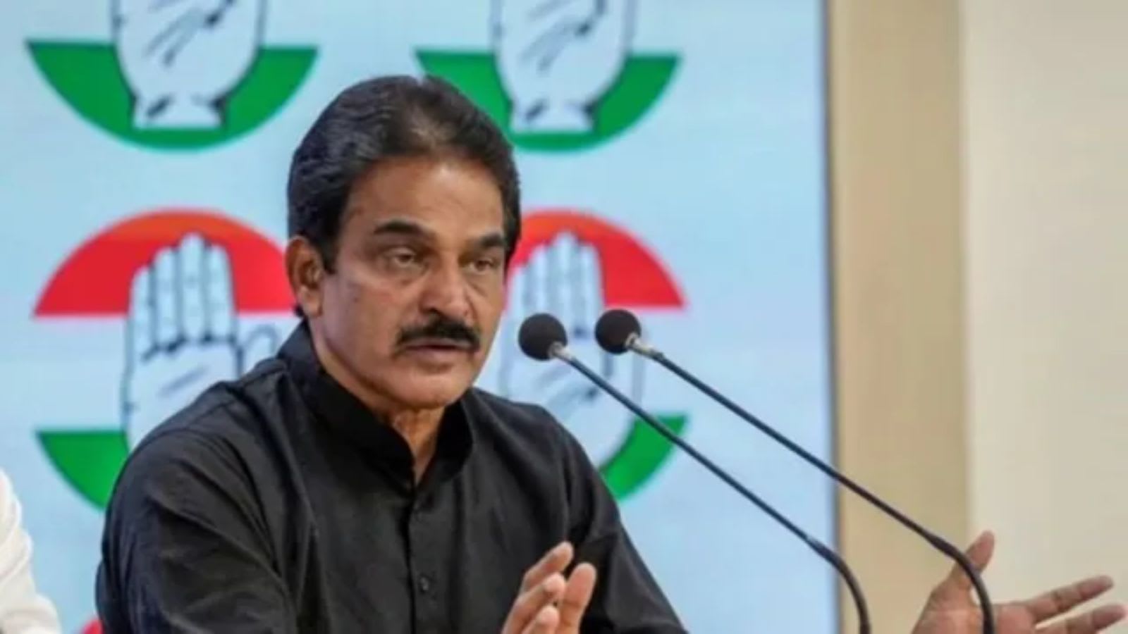 PAC calls for privilege motion against chief secys of 6 states over scholarship delay, no-show