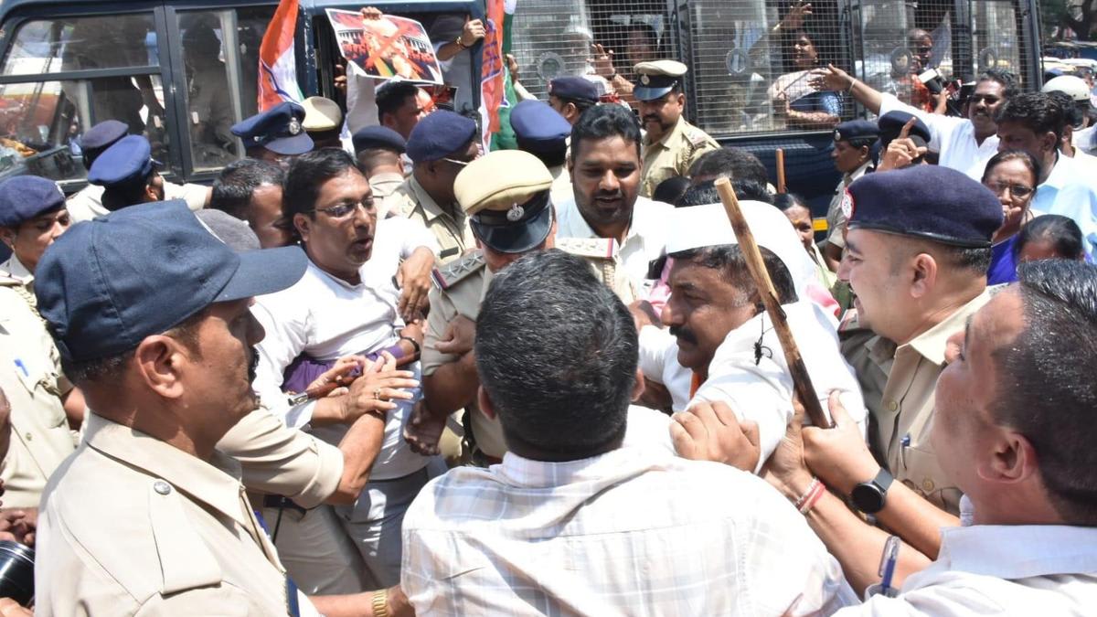 Congress workers court arrest protesting against Rahul Gandhi’s detention