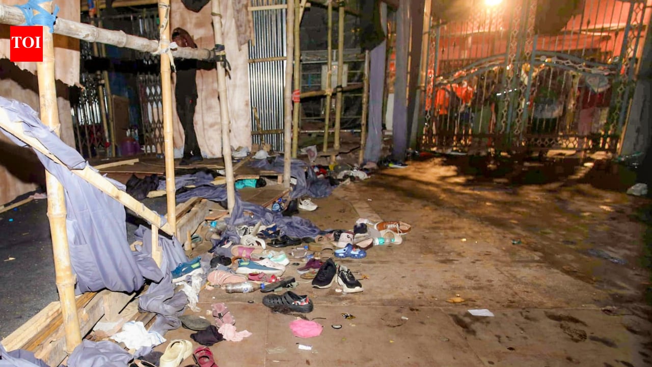 Kolkata stampede: How hour-long downpour turned Chorbagan pandal into a death trap