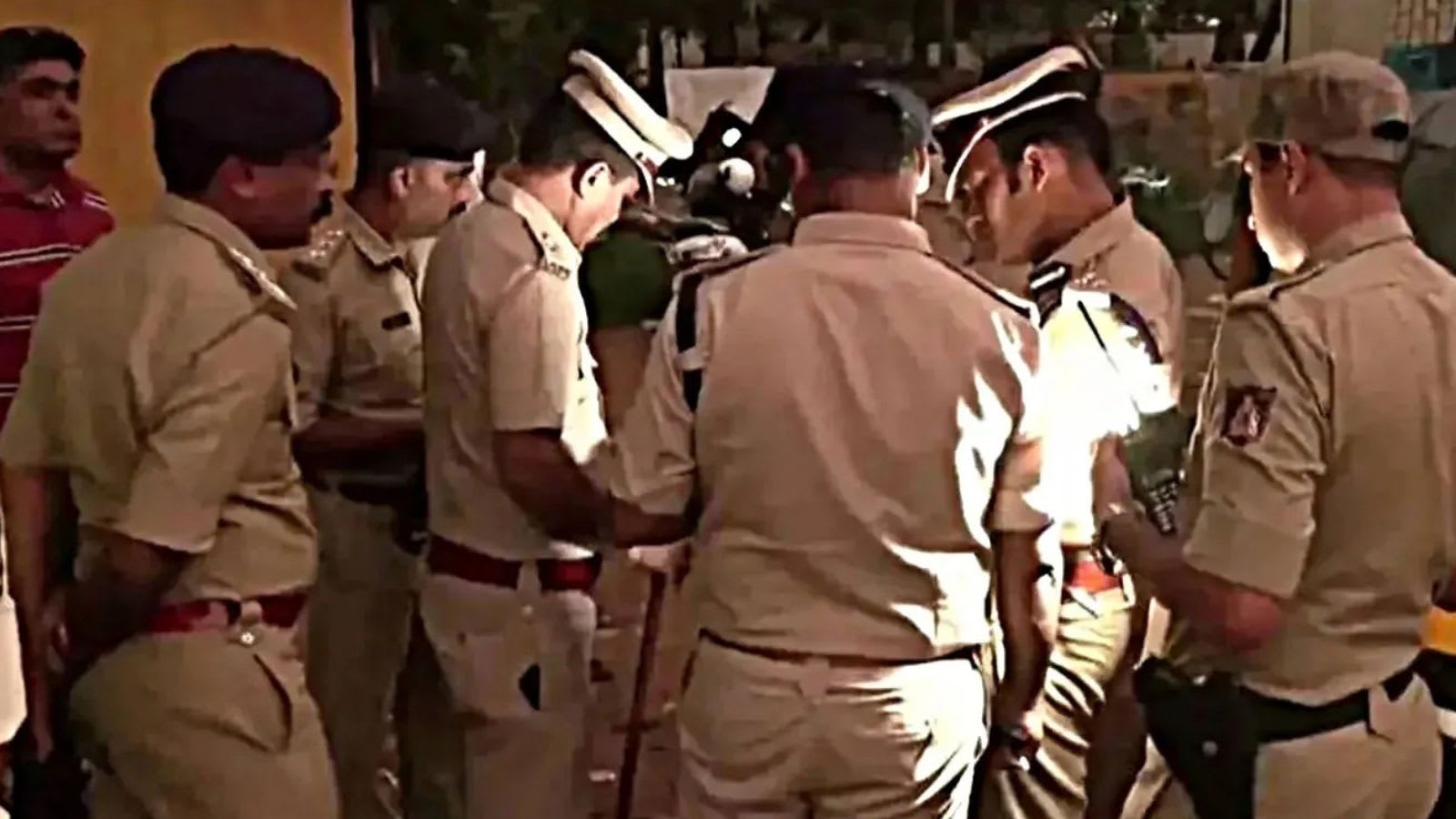 50 detained in Karnataka over anti-SIR protest at Town Hall