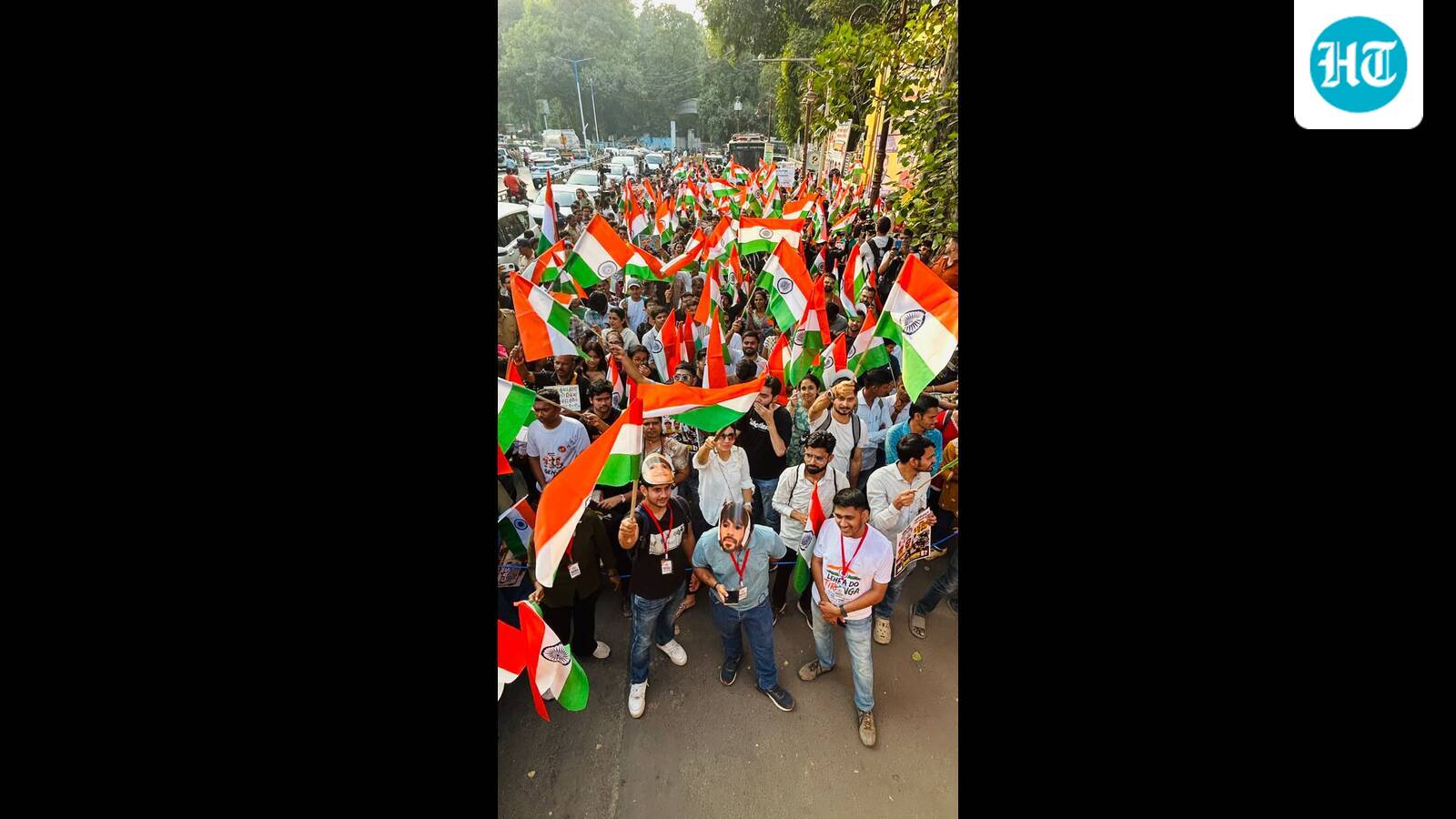 CJP stages tricolour protest in Pune, seeks CEC’s resignation