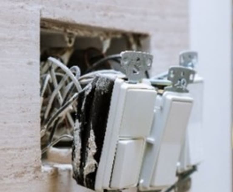 Switches with bad wiring that don't meet code