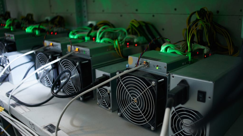 Backup power for bitcoin and mining