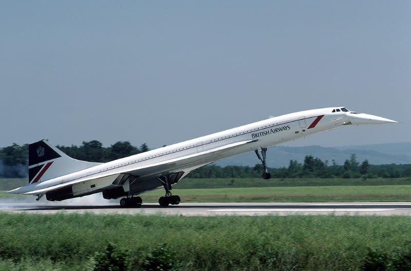A photo of Concorde landing