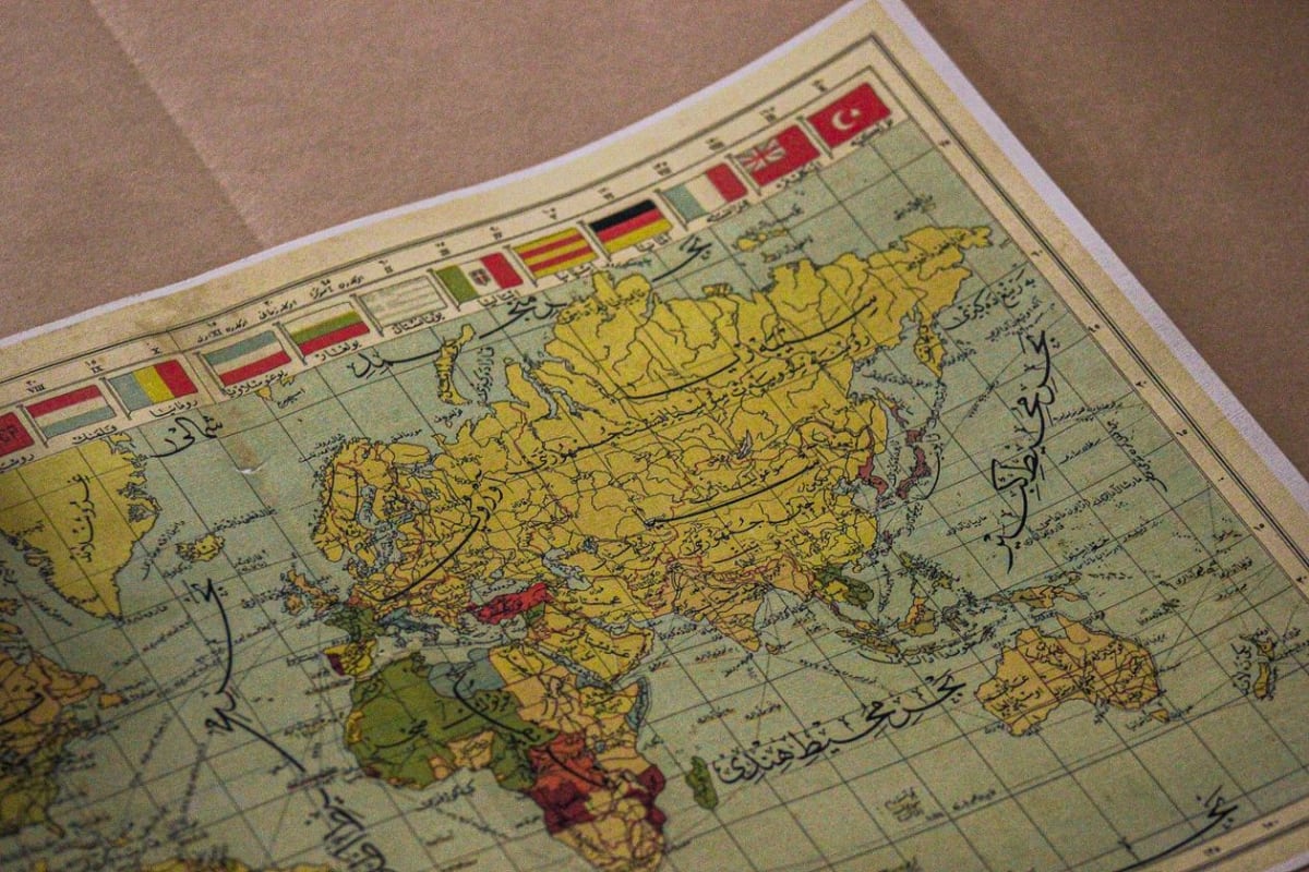 A world map showing the twenty languages we teach