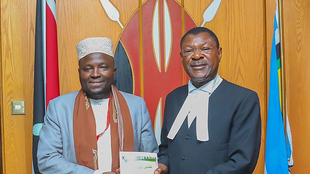 Dr Hassan with Wetangula