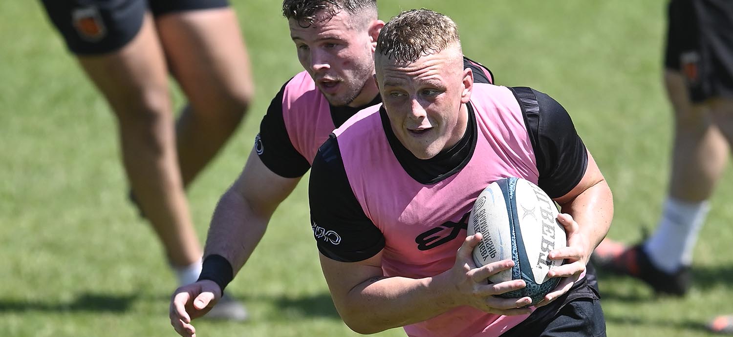 Dragon News : Young back row duo win coach praise
